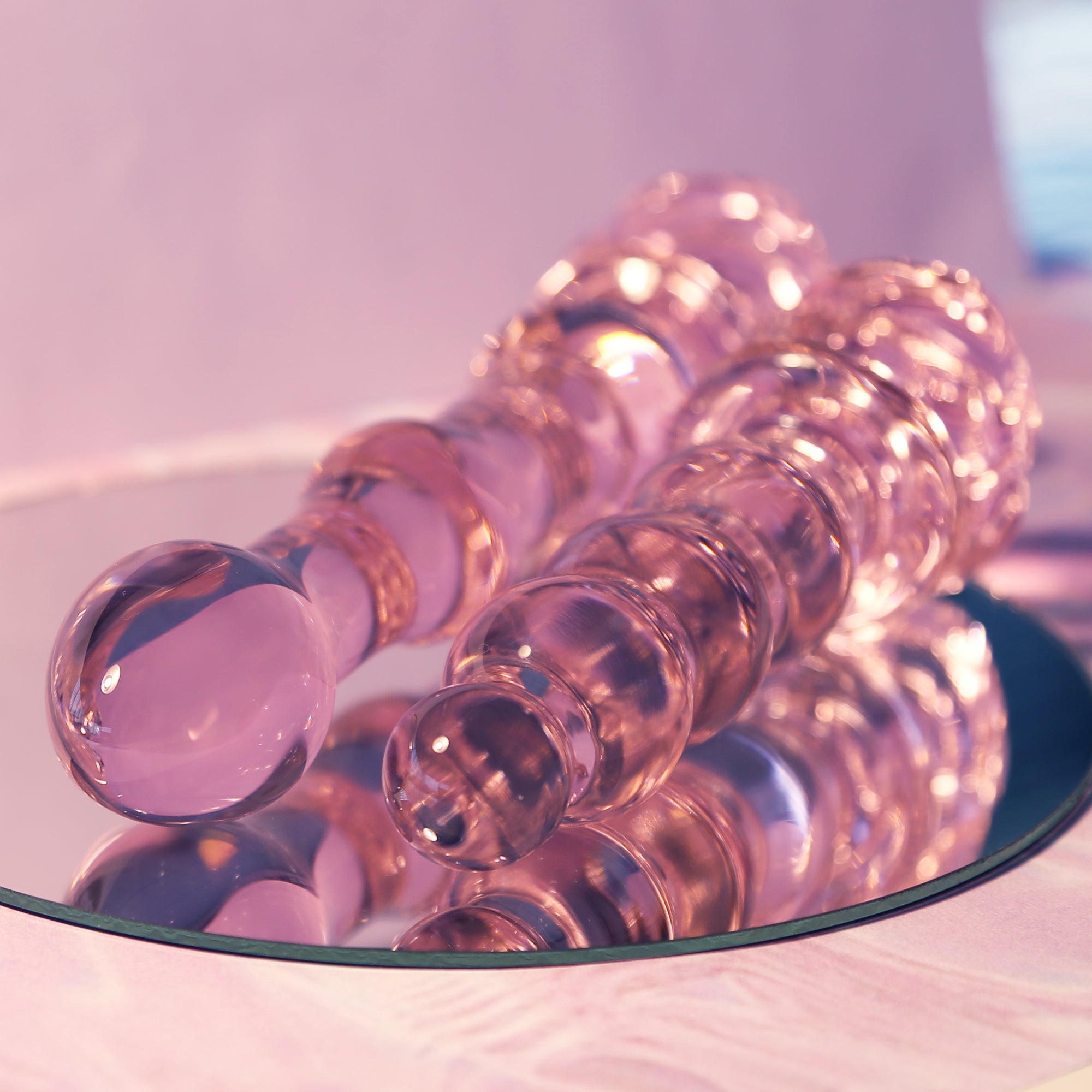 Tappo in vetro smaltato a forma di rosa con perline